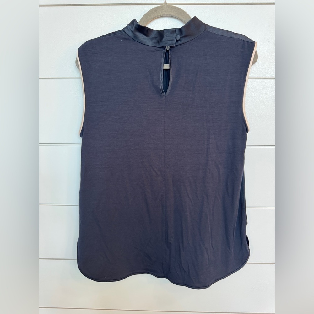 NWT MaxMara Orel Silk Blouse
Size 10 - Picture 5 of 10